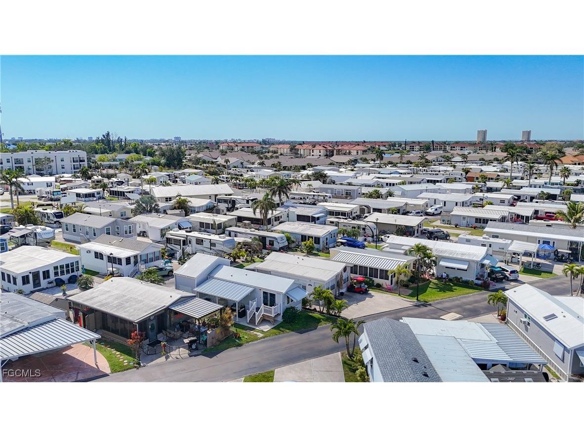 11561 Blue Warbler Drive Fort Myers FL 33908 2025012692 image24