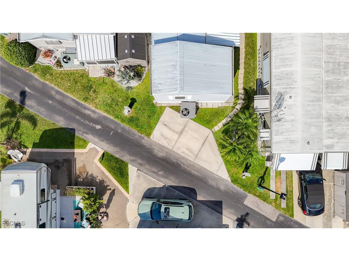 11561 Blue Warbler Drive Fort Myers FL 33908 2025012692 image30