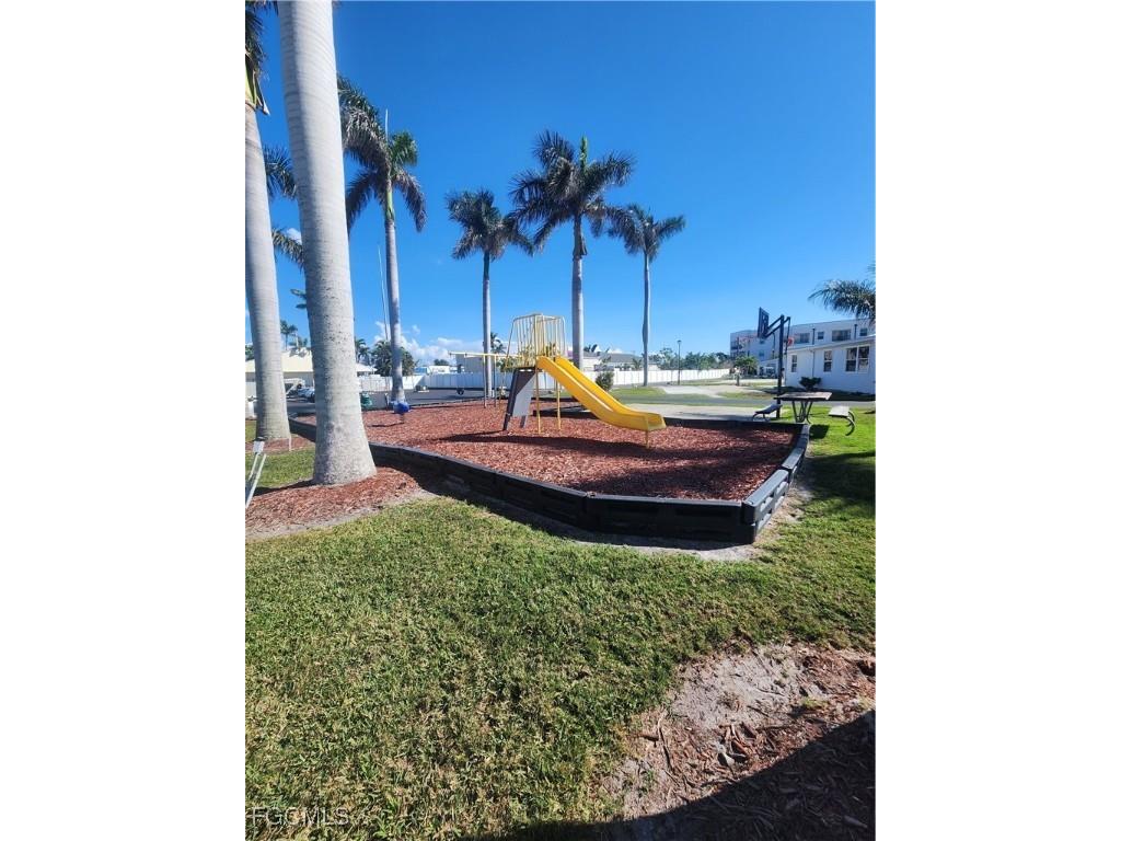 11561 Blue Warbler Drive Fort Myers FL 33908 2025012692 image36