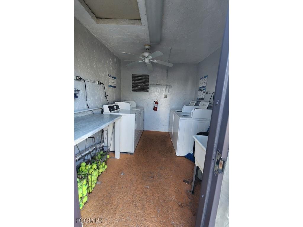 11561 Blue Warbler Drive Fort Myers FL 33908 2025012692 image40