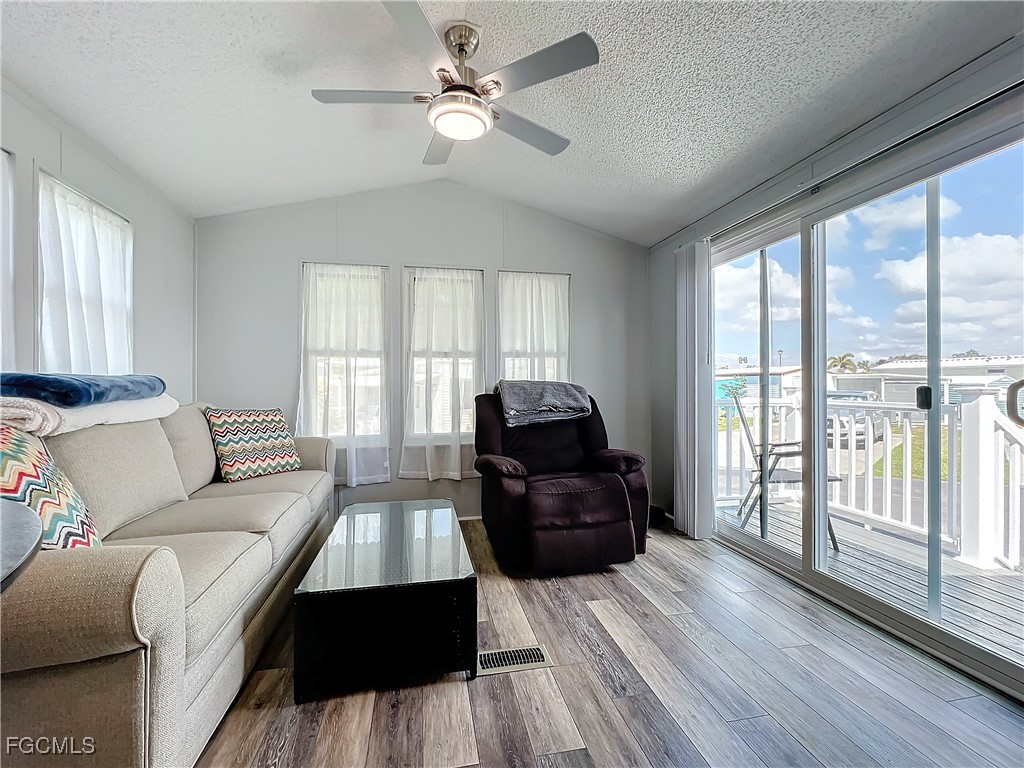 11561 Blue Warbler Drive Fort Myers FL 33908 2025012692 image7