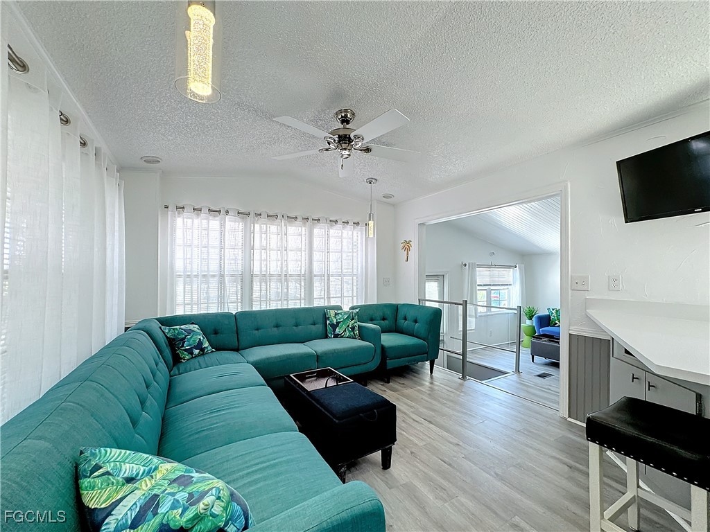 11561 Valleyview Drive #166 Fort Myers FL 33908 2025021253 image10