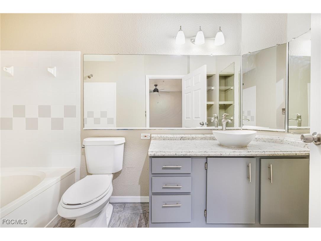 11561 Villa Grand #716 Fort Myers FL 33913 2025011935 image12