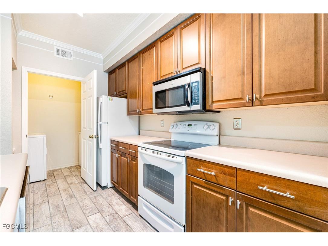 11561 Villa Grand #716 Fort Myers FL 33913 2025011935 image5