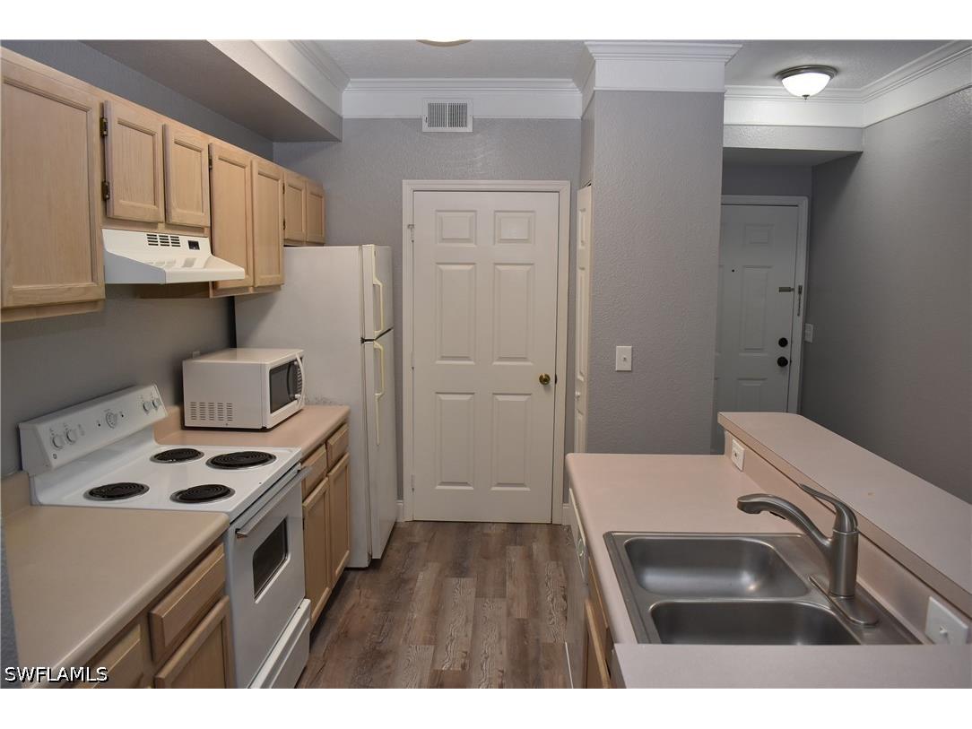 11561 Villa Grand #717 Fort Myers FL 33913 226021732 image4