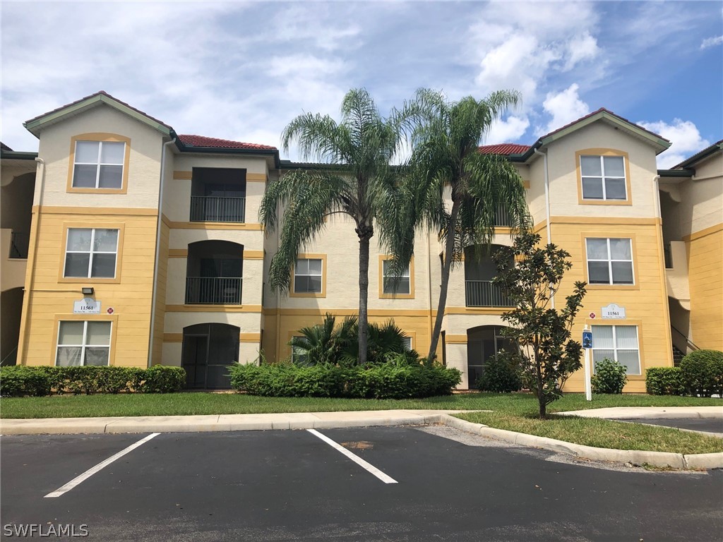 11561 Villa Grand N #711 Fort Myers FL 33913 224024262 image1