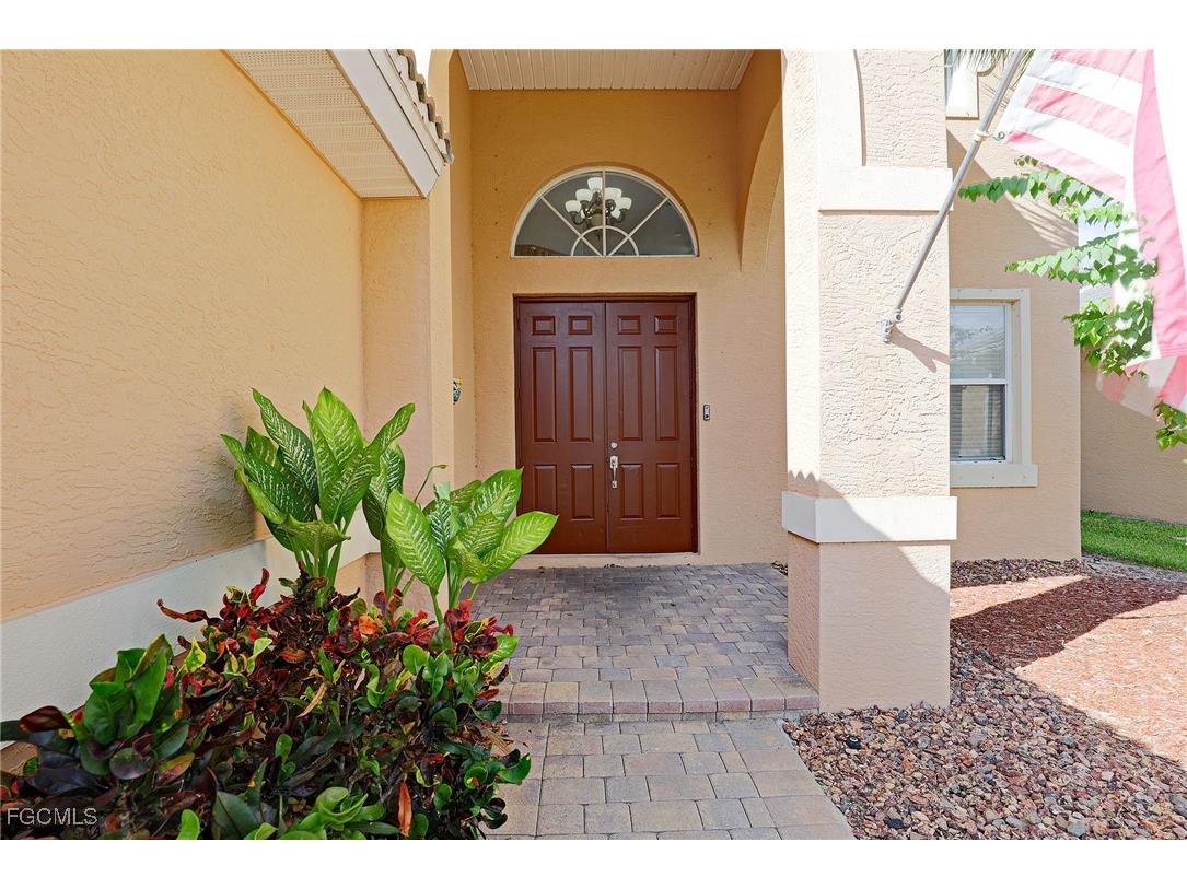 11565 Plantation Preserve Circle S Fort Myers FL 33966 2025014445 image3