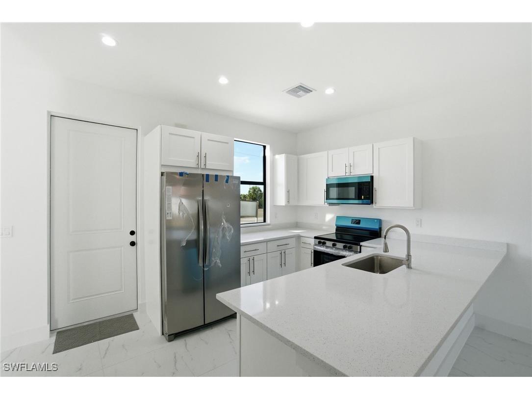 1157/1159 Countess Avenue Lehigh Acres FL 33974 226005888 image12