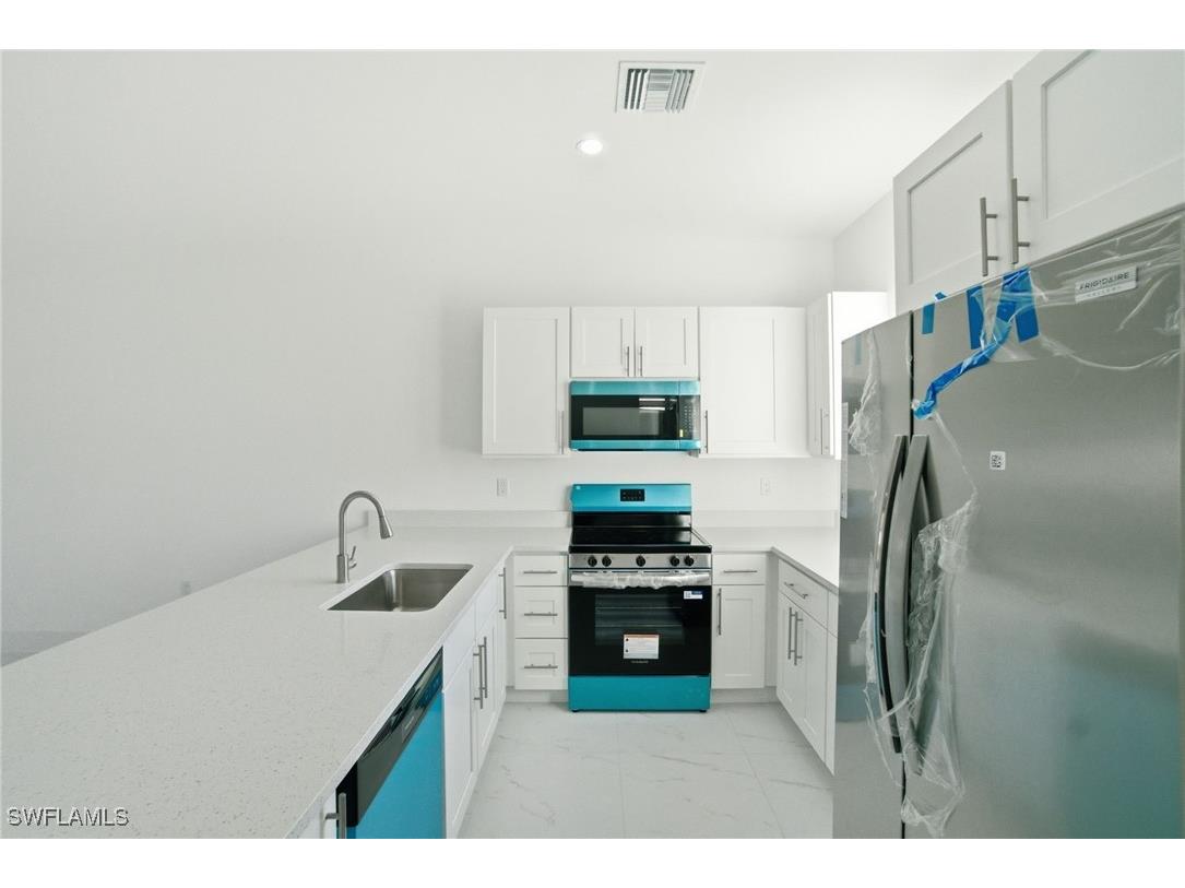 1157/1159 Countess Avenue Lehigh Acres FL 33974 226005888 image14