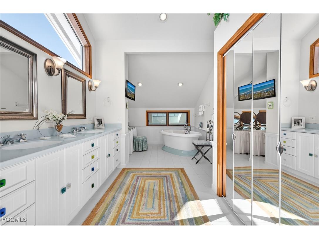 1157 Bird Lane Sanibel FL 33957 2025023499 image26