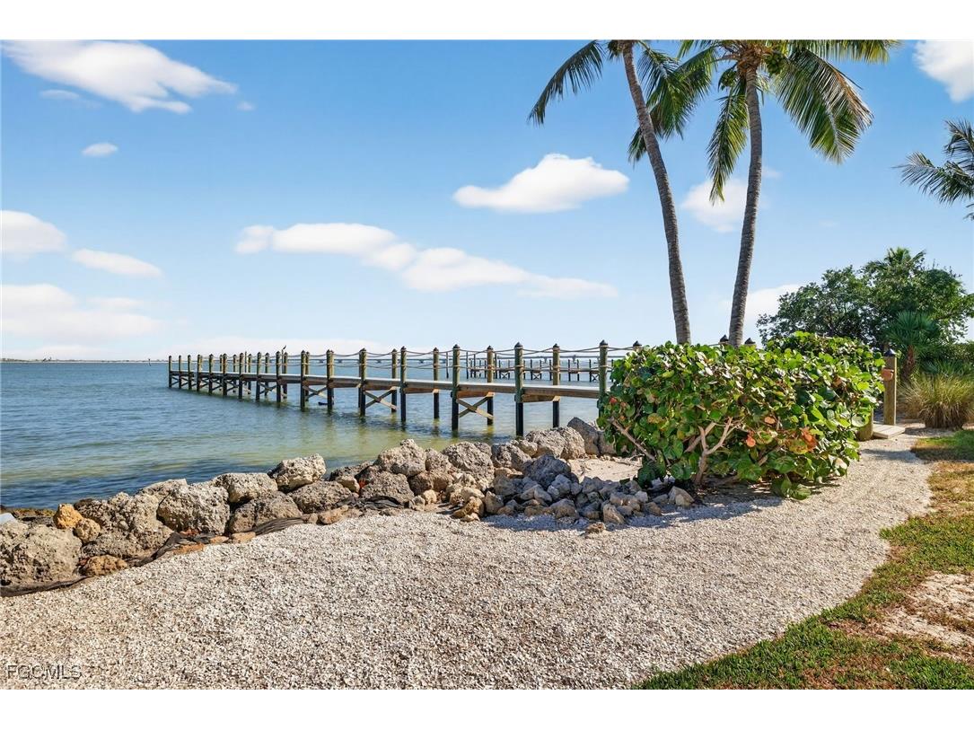 1157 Bird Lane Sanibel FL 33957 2025023499 image44