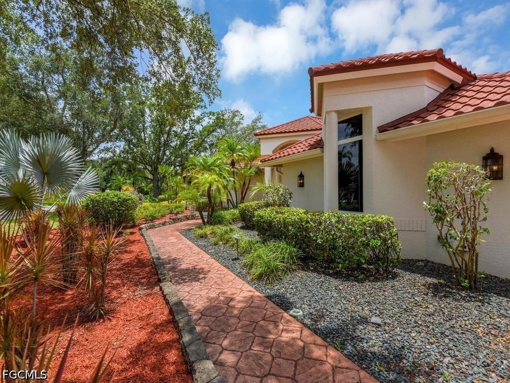 11570 Hampton Greens Drive Fort Myers FL 33913 2026028110 image44