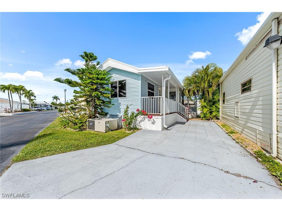 11571 Slipper Shell Drive Fort Myers FL 33908 224012075 image1