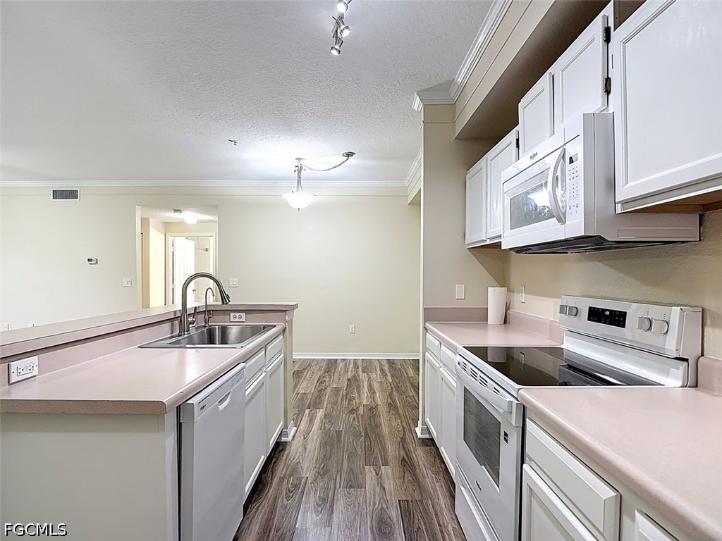11571 Villa Grand #615 Fort Myers FL 33913 2026016099 image1