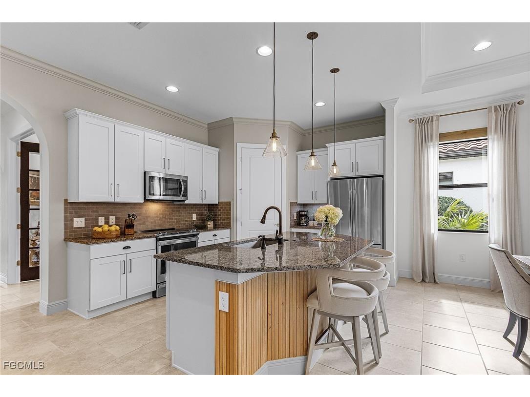 11574 Onyx Circle Fort Myers FL 33913 2025023042 image5