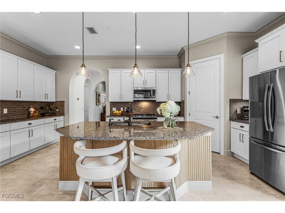 11574 Onyx Circle Fort Myers FL 33913 2025023042 image6