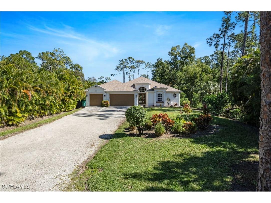 1158 Oakes Boulevard Naples FL 34119 225079111 image3