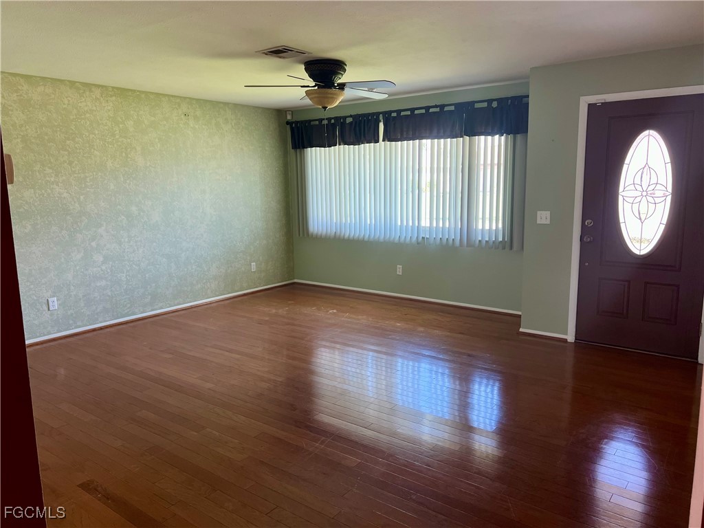 1158 SE 32nd Street Cape Coral FL 33904 2025006607 image6