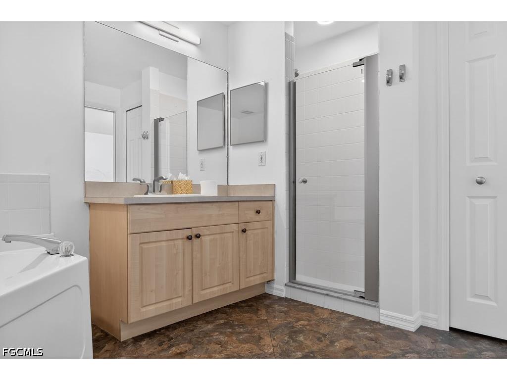 11580 Forest Mere Dr Bonita Springs FL 34135 2026028039 image17