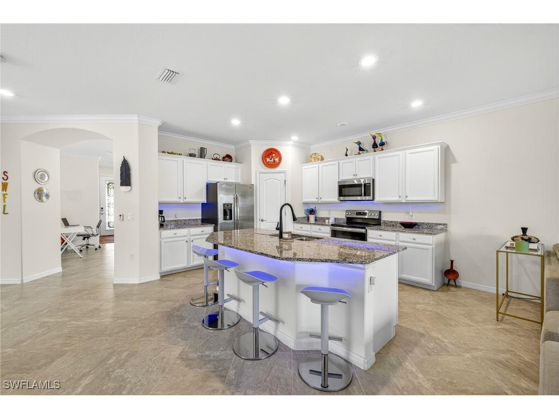 11581 Golden Oak Terrace Fort Myers FL 33913 225072007 image9