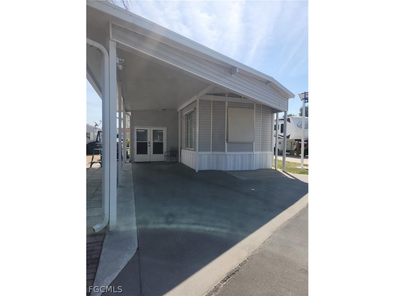 1159 Daniels Road #74 Moore Haven FL 33471 2026011295 image2