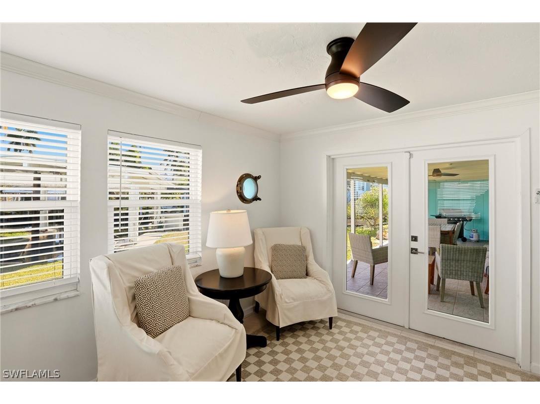 1159 Holiday Lane E Naples FL 34104 226006776 image17