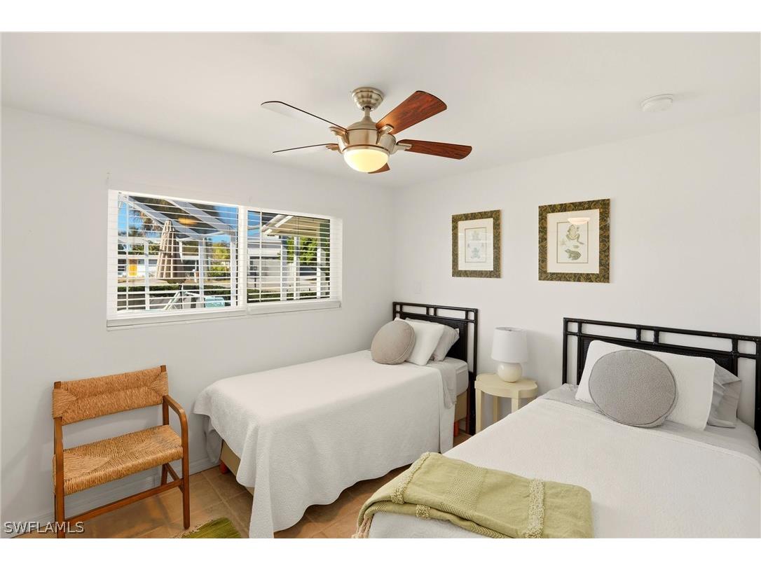 1159 Holiday Lane E Naples FL 34104 226006776 image27