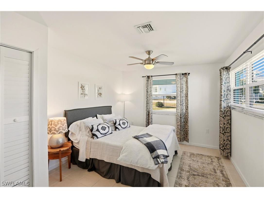 1159 Holiday Lane E Naples FL 34104 226006776 image30