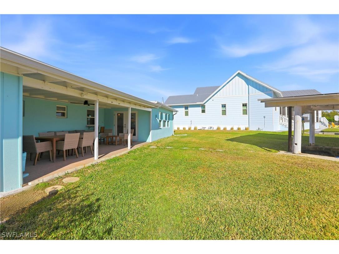 1159 Holiday Lane E Naples FL 34104 226006776 image38