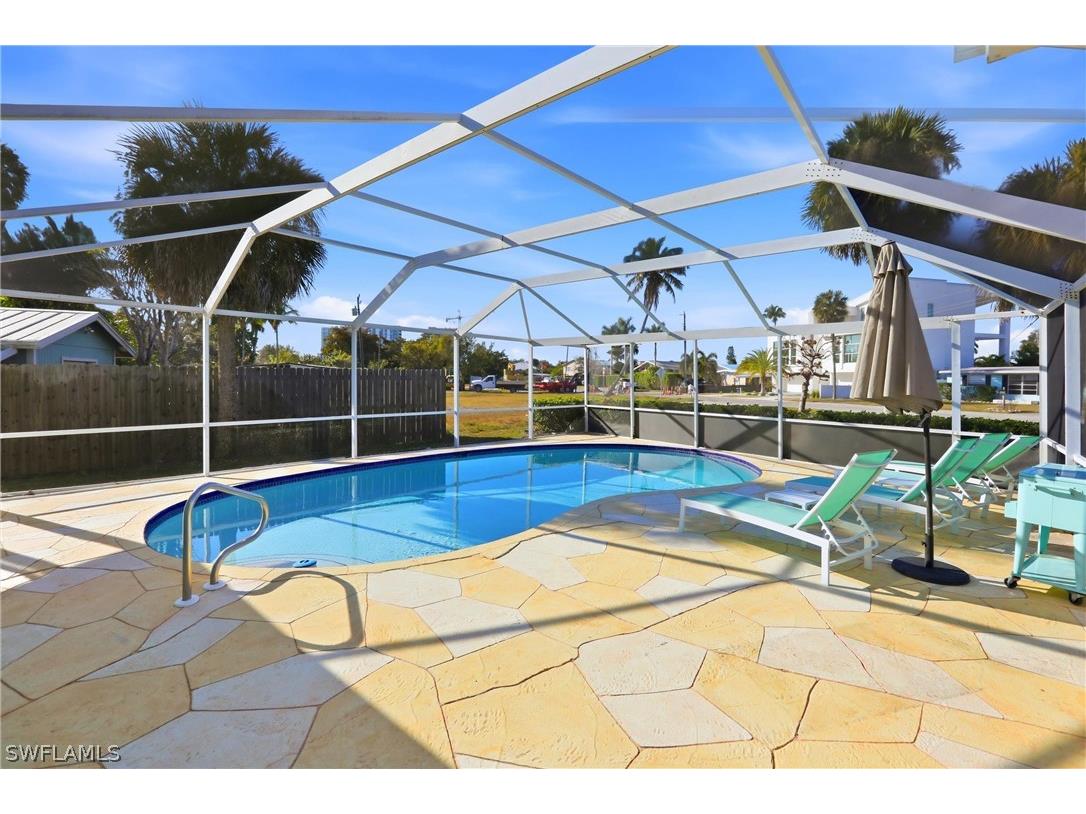 1159 Holiday Lane E Naples FL 34104 226006776 image39