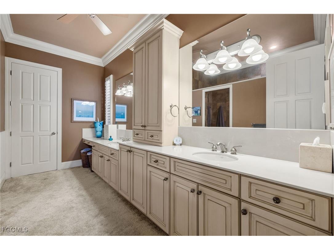 1159 Junonia Street Sanibel FL 33957 2025017287 image16