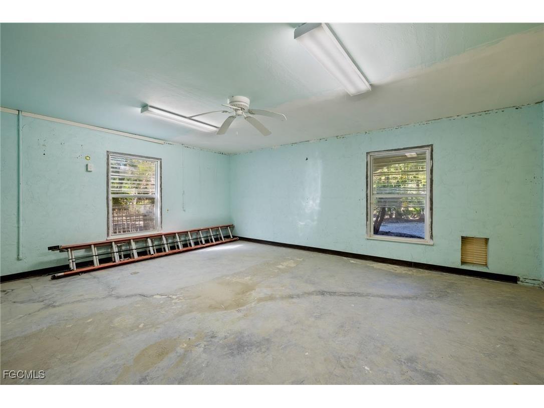 1159 Junonia Street Sanibel FL 33957 2025017287 image27