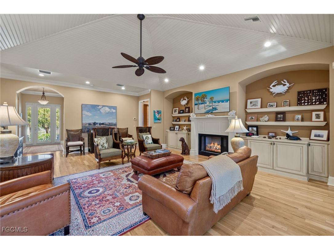 1159 Junonia Street Sanibel FL 33957 2025017287 image4