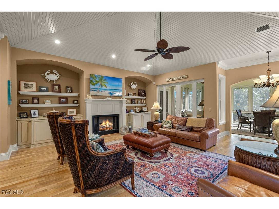 1159 Junonia Street Sanibel FL 33957 2025017287 image5