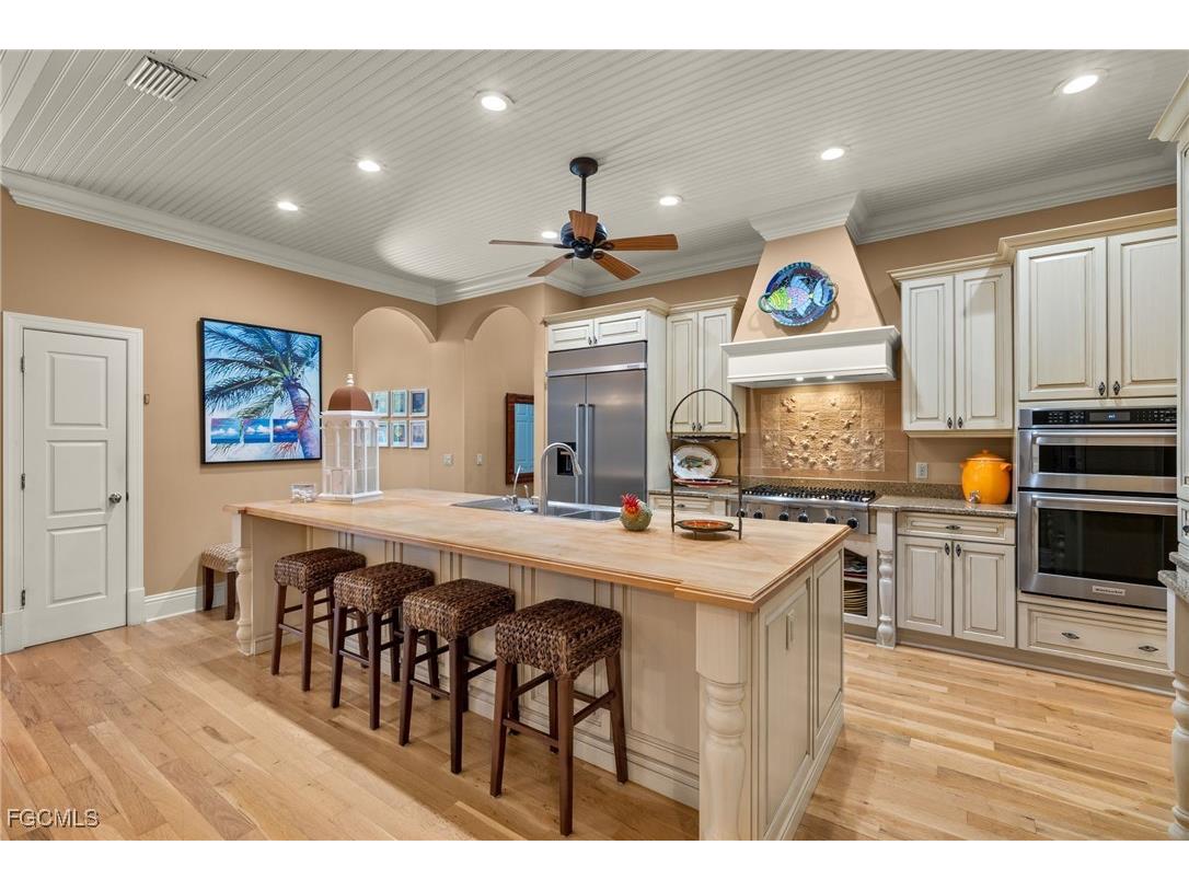 1159 Junonia Street Sanibel FL 33957 2025017287 image7