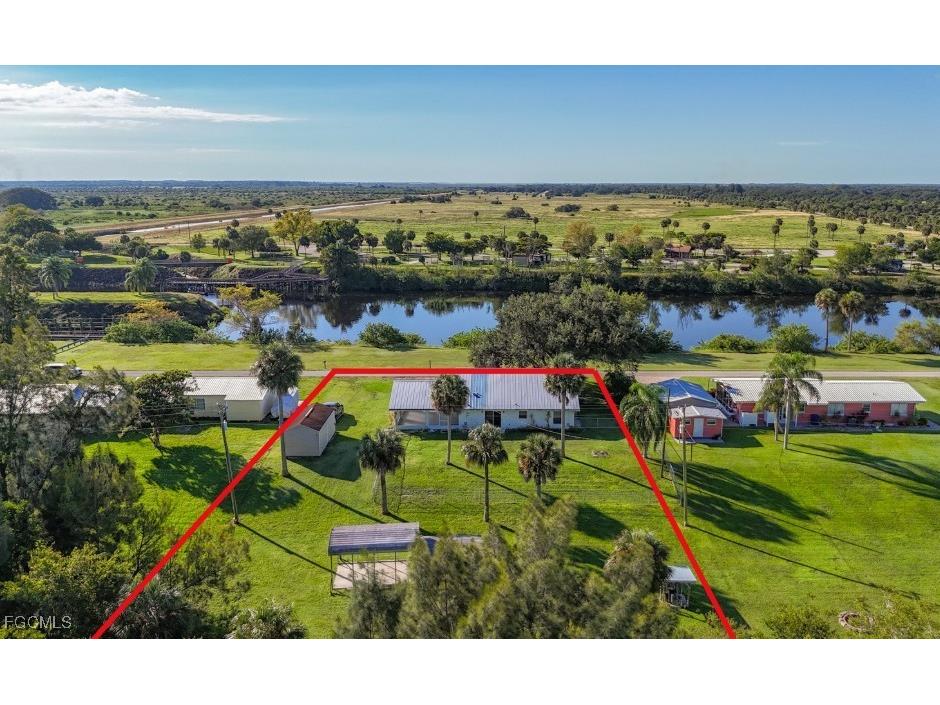 1159 Lock Lane Moore Haven FL 33471 2025017345 image2