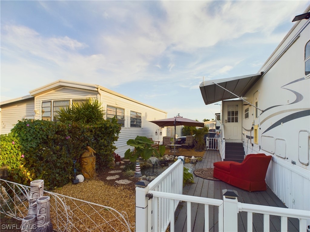 11591 Dawn Cowrie Drive Fort Myers FL 33908 224022974 image1