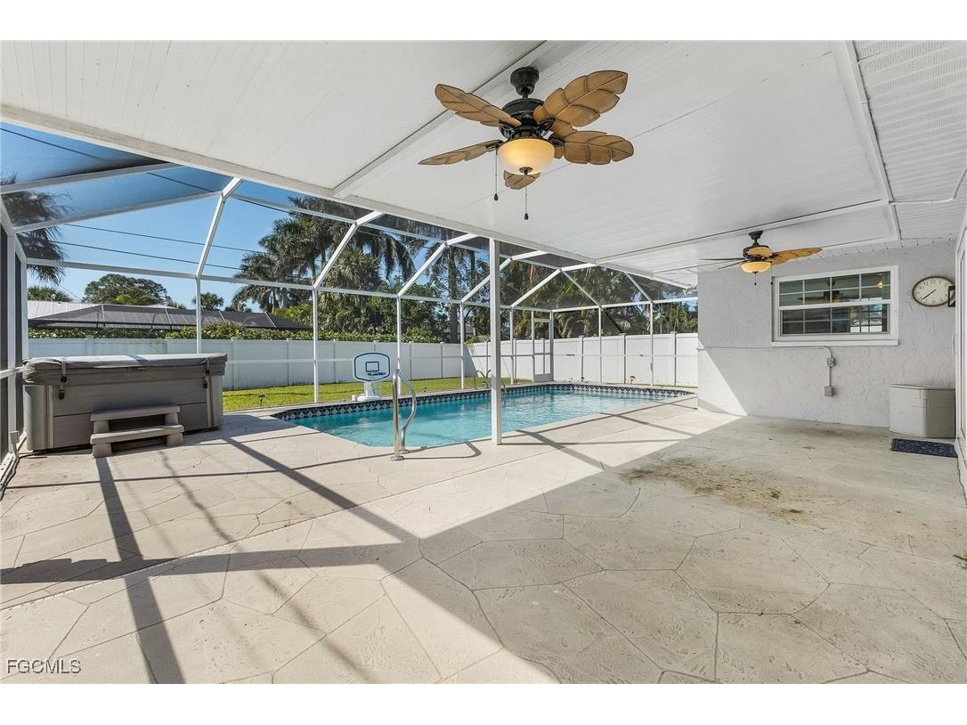 116 1st Street Bonita Springs FL 34134 2025023518 image9