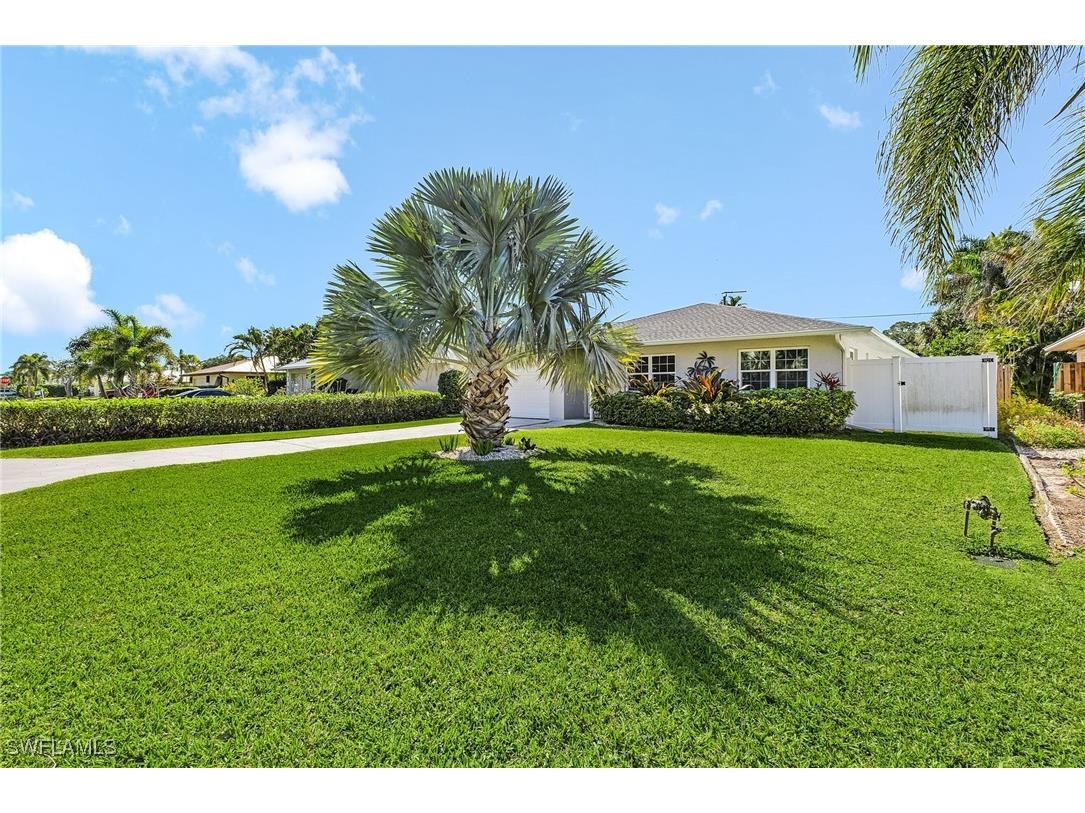 116 1st Street Bonita Springs FL 34134 225026754 image1