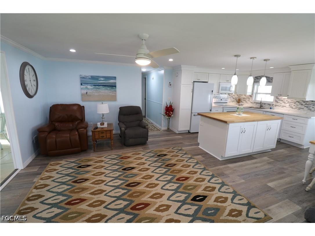 116 Coachlight Drive Fort Myers FL 33908 2026019847 image12
