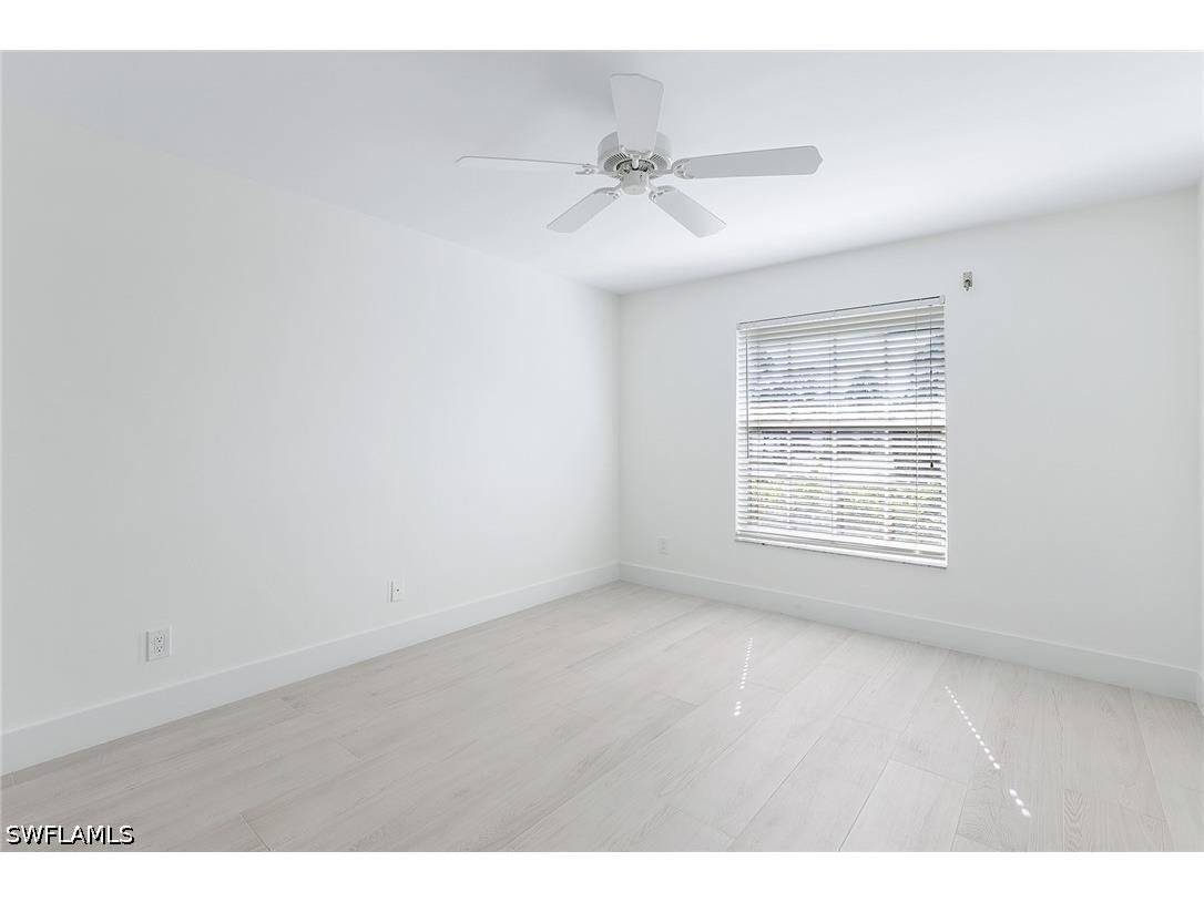 116 Fountain Circle Naples FL 34119 226018734 image16