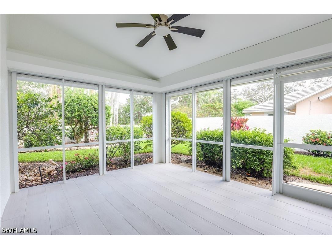 116 Fountain Circle Naples FL 34119 226018734 image22