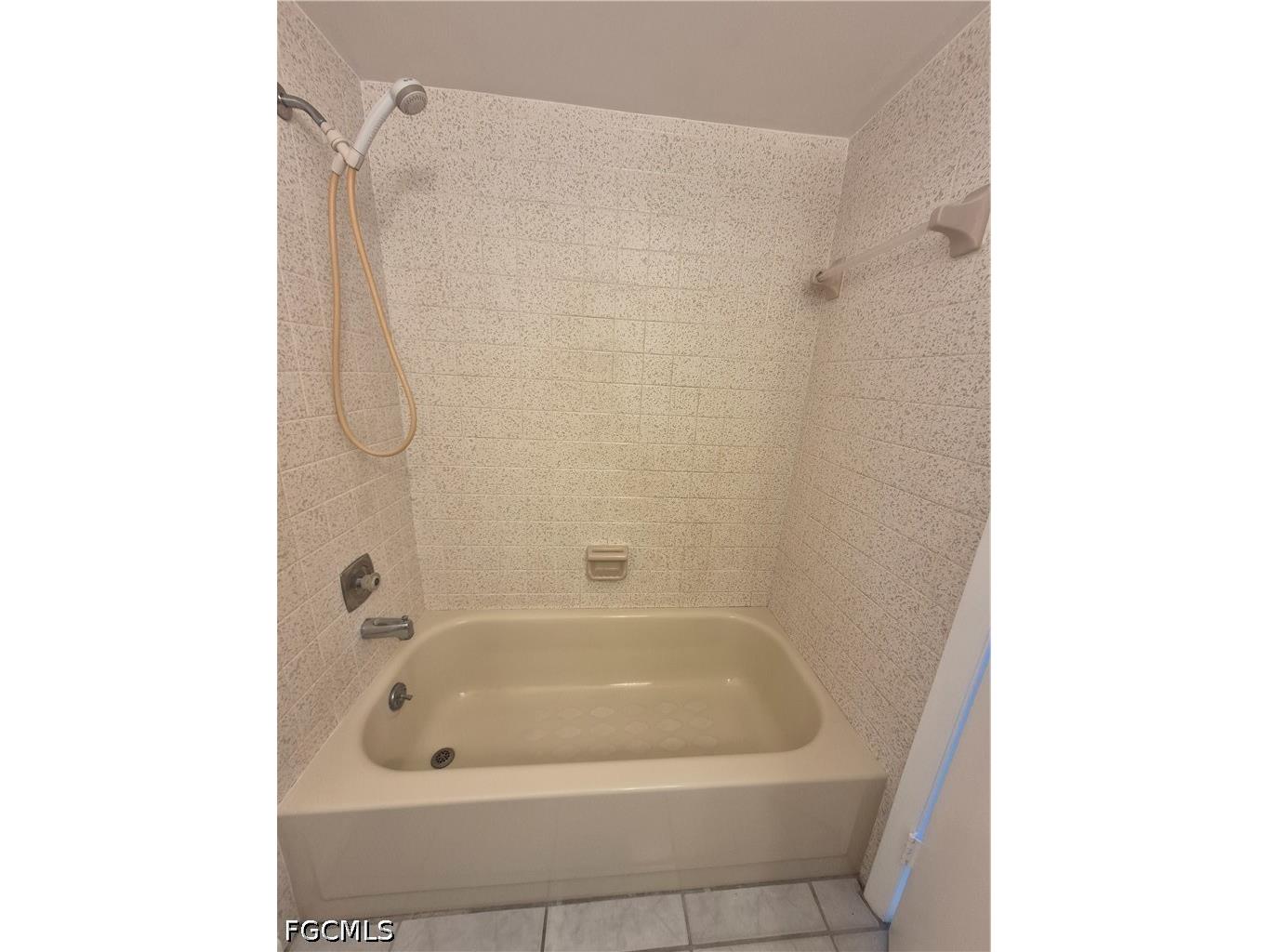 116 Gledhill Court Fort Myers FL 33919 2026017469 image11
