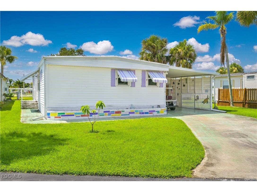 116 Overland Trail North Fort Myers FL 33917 2025001366 image1