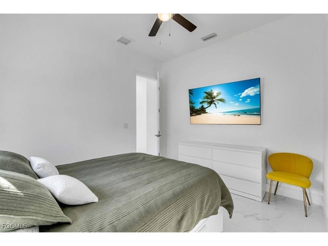 116 SE 5th Place Cape Coral FL 33990 2025008324 image24