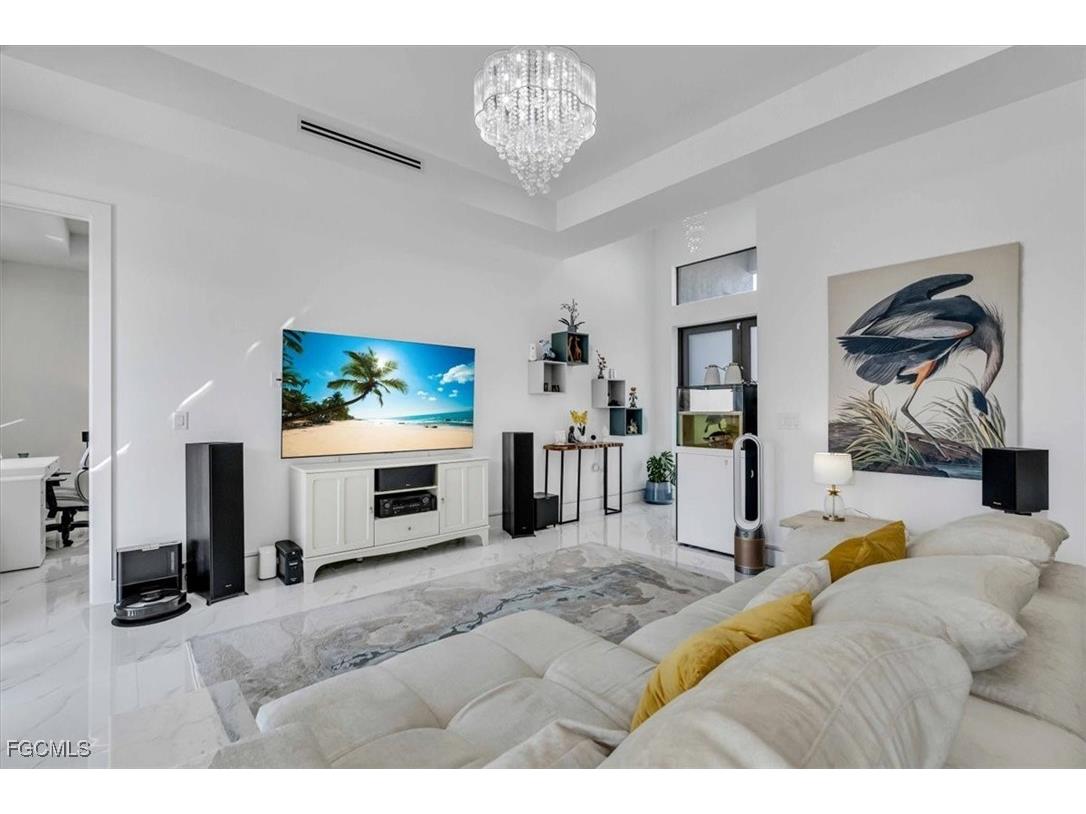 116 SE 5th Place Cape Coral FL 33990 2025008324 image6