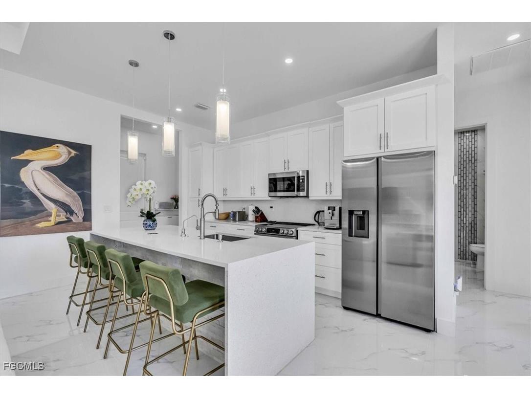 116 SE 5th Place Cape Coral FL 33990 2025008324 image8