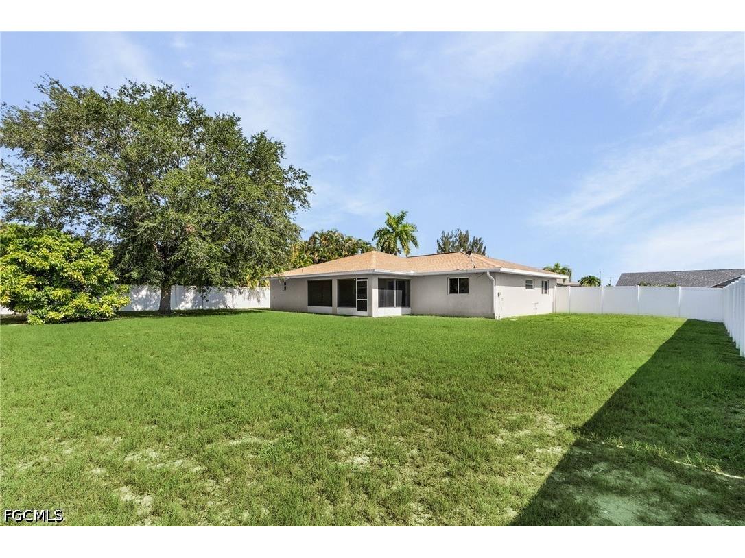 116 SW 28th Terrace Cape Coral FL 33914 2026028051 image2