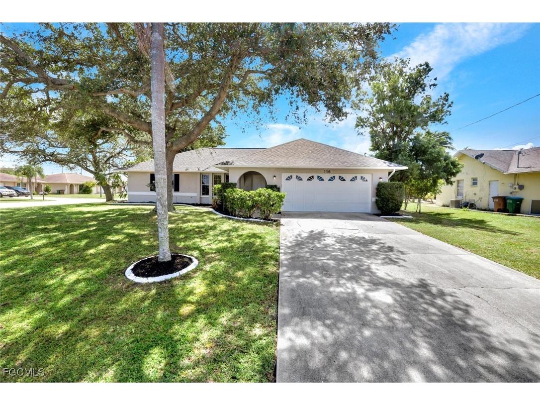 116 SW 31st Street Cape Coral FL 33914 2025015329 image1