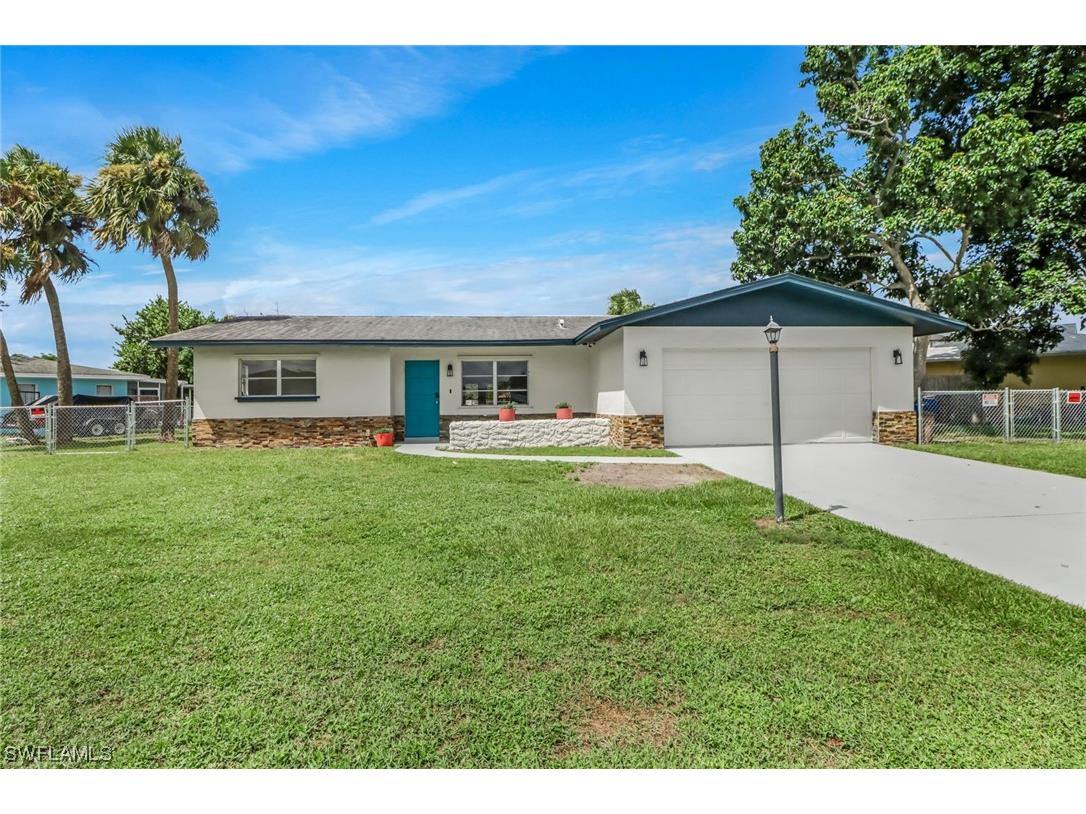 116 W Lake Drive Lehigh Acres FL 33936 223073345 image1